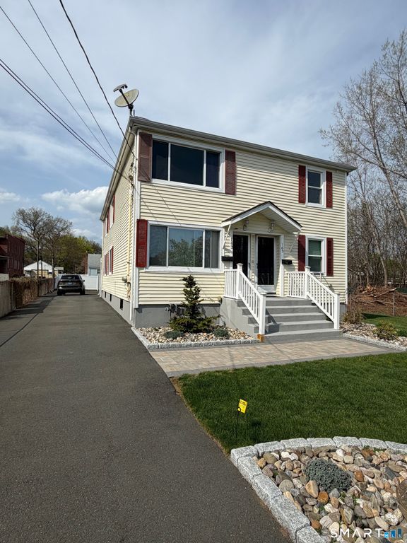 163 Collins Street 2, New Britain, CT 06051