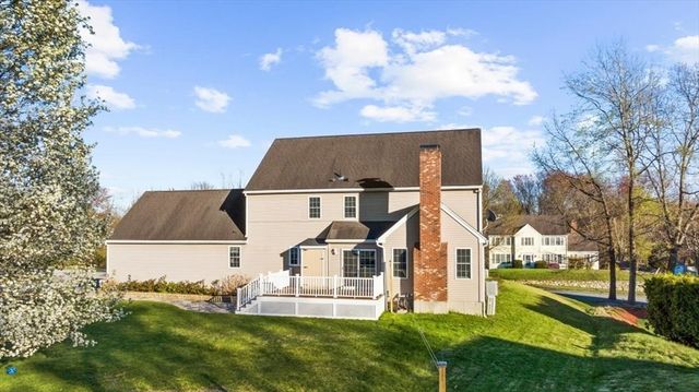 14 Amherst Rd, Shrewsbury, MA 01545