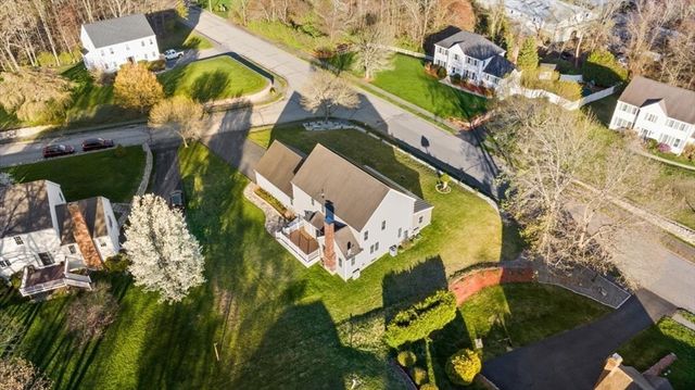 14 Amherst Rd, Shrewsbury, MA 01545
