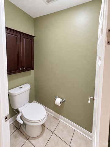 3376 Renaissance Boulevard, Middletown, OH 45005