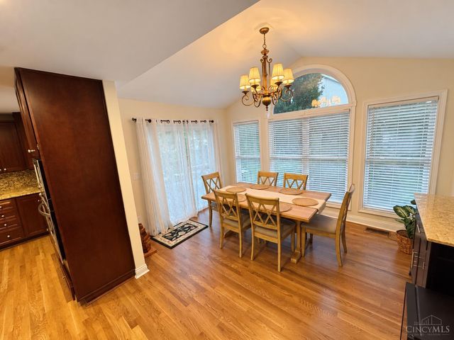3376 Renaissance Boulevard, Middletown, OH 45005
