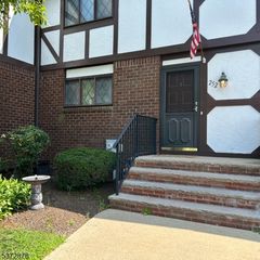 252 Wildflower Ln, Hillsborough Twp., NJ 08844