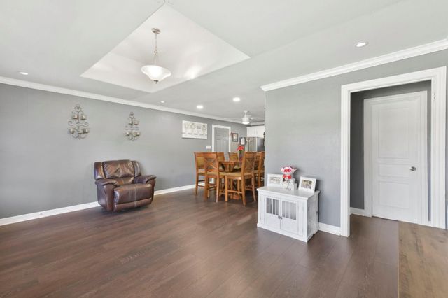 1900 Oregon Street, Baytown, TX 77520