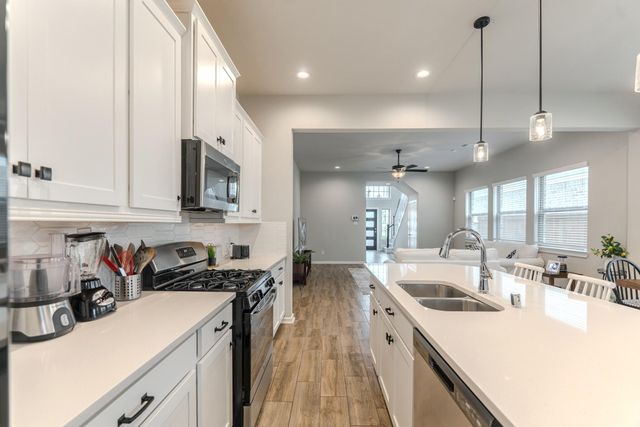 17794 Tree Of Heaven, Conroe, TX 77385