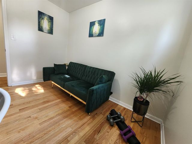 2464 Greenfield Road, Berkley, MI 48072