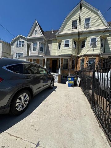 61 Lincoln Ave, Newark City, NJ 07104