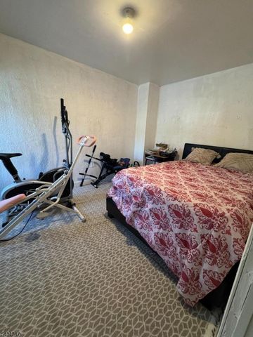 61 Lincoln Ave, Newark City, NJ 07104