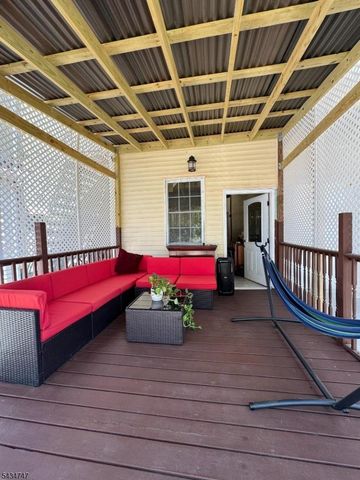 61 Lincoln Ave, Newark City, NJ 07104
