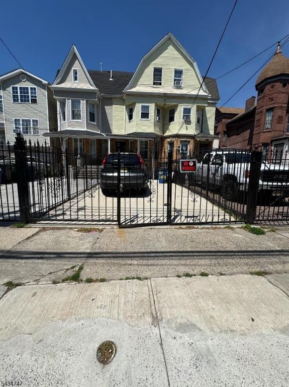 61 Lincoln Ave, Newark City, NJ 07104