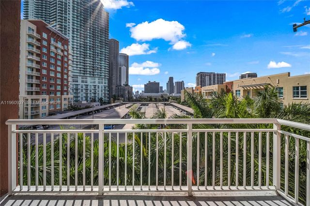 2001 Biscayne Blvd 2605, Miami, FL 33137