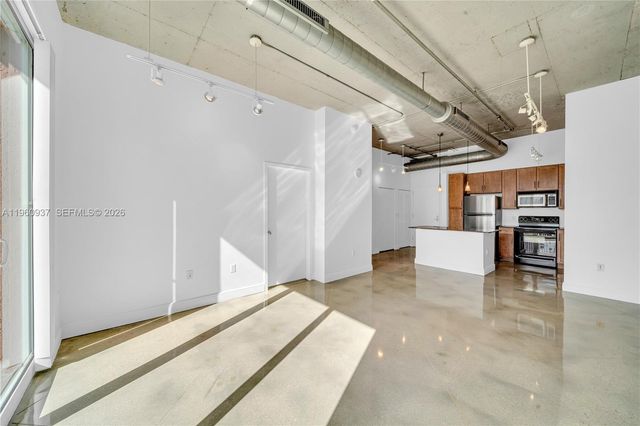 2001 Biscayne Blvd 2605, Miami, FL 33137