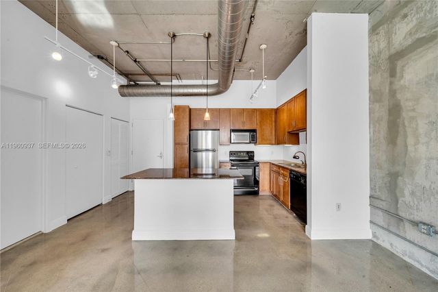 2001 Biscayne Blvd 2605, Miami, FL 33137