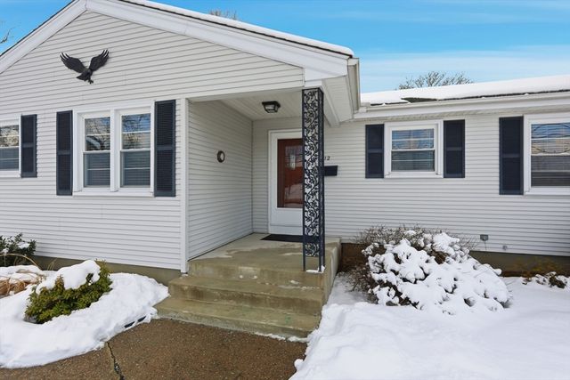 112 Grassy Gutter Road, Longmeadow, MA 01106