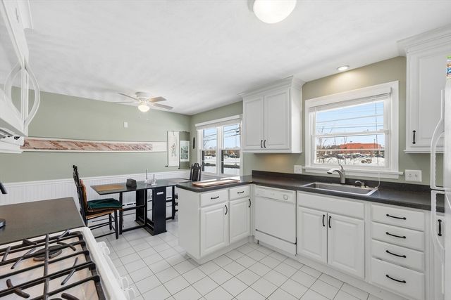 112 Grassy Gutter Road, Longmeadow, MA 01106