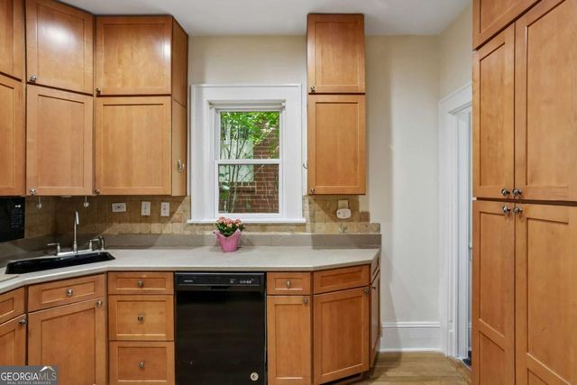 523 Candler Street NE, Atlanta, GA 30307