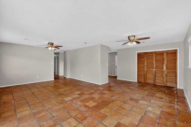 824 GALLAHAD Street SW, Los Lunas, NM 87031