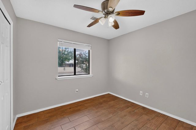 824 GALLAHAD Street SW, Los Lunas, NM 87031