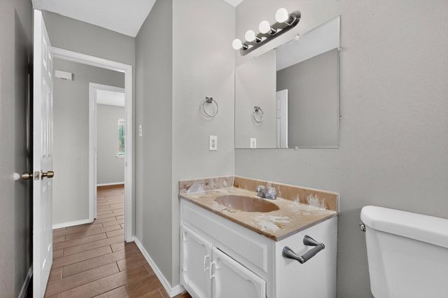 824 GALLAHAD Street SW, Los Lunas, NM 87031