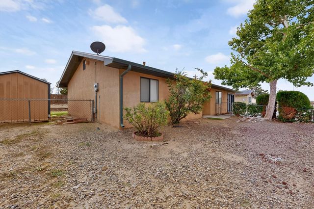 824 GALLAHAD Street SW, Los Lunas, NM 87031