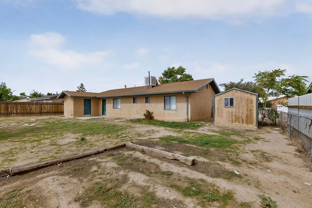 824 GALLAHAD Street SW, Los Lunas, NM 87031