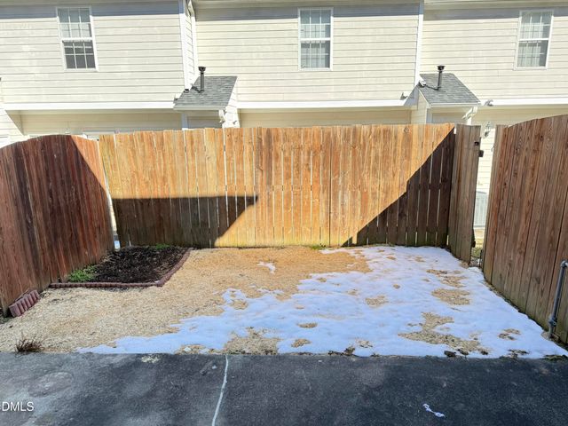 2833 Bennington Drive, Clayton, NC 27520