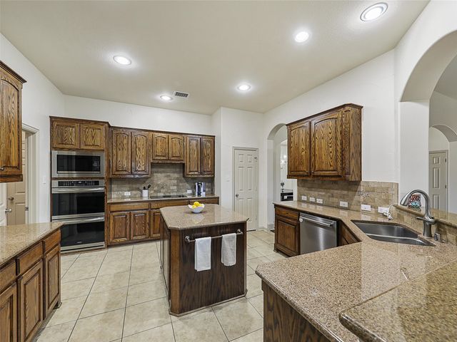 524 Buffalo Bend Court, Murphy, TX 75094