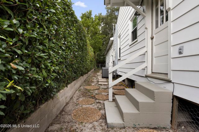 1000 27th Street, Gulfport, MS 39501