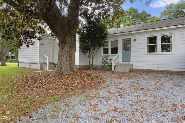 1000 27th Street, Gulfport, MS 39501