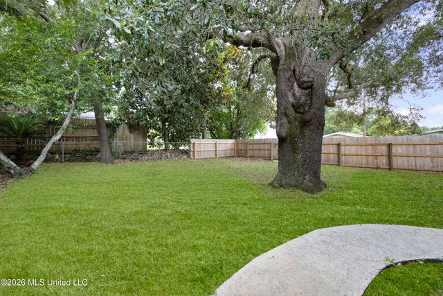 1000 27th Street, Gulfport, MS 39501