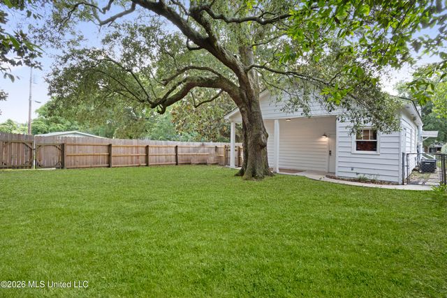1000 27th Street, Gulfport, MS 39501
