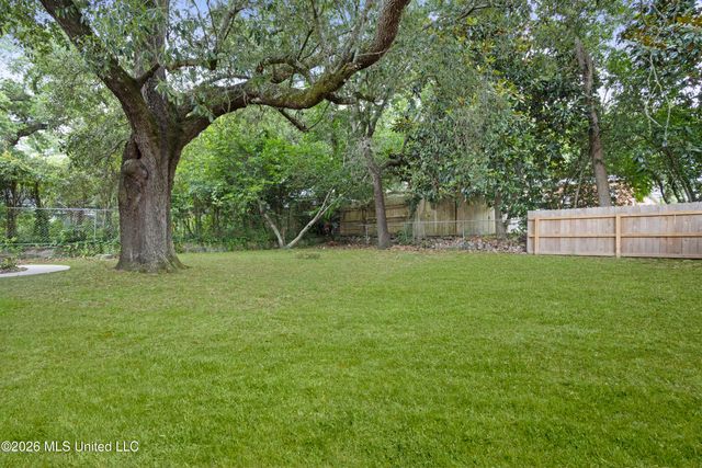 1000 27th Street, Gulfport, MS 39501