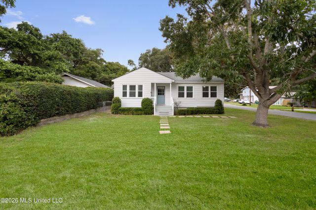 1000 27th Street, Gulfport, MS 39501