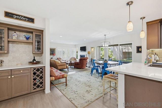 10300 Caminito Cuervo 48, San Diego, CA 92108
