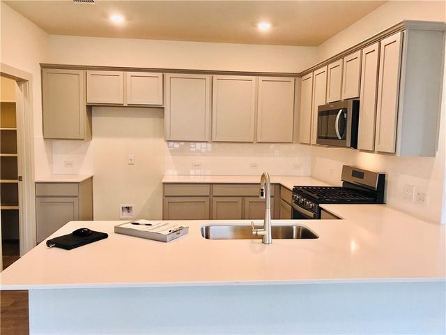 3017 Louris LN, Pflugerville, TX 78660