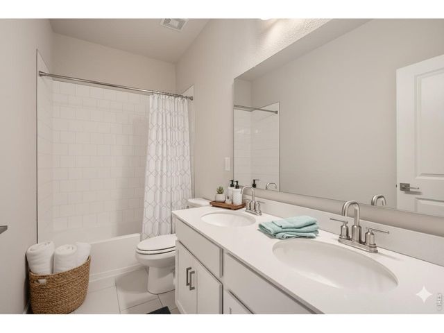 1827 Cord Grass Dr, Fort Collins, CO 80524