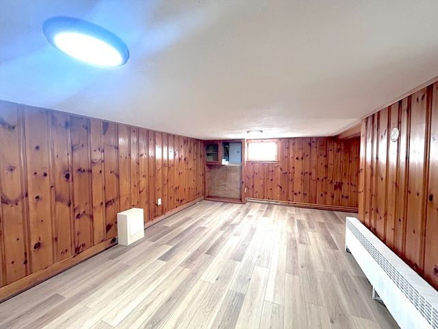 11 Earle St, Quincy, MA 02170