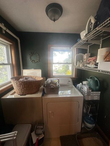 98 Putnam St 1, Quincy, MA 02169