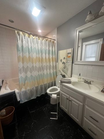 98 Putnam St 1, Quincy, MA 02169