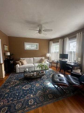 98 Putnam St 1, Quincy, MA 02169