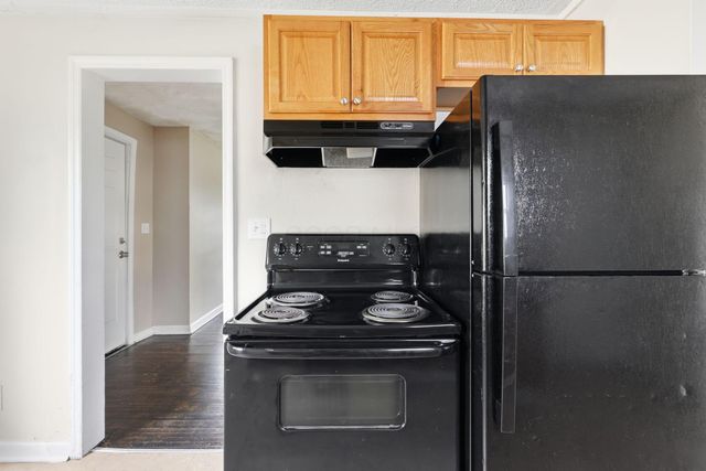 2431 Lexington Avenue, Columbus, OH 43211