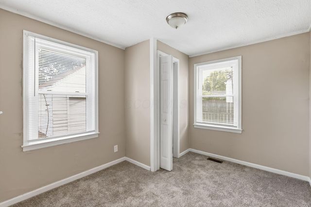 2431 Lexington Avenue, Columbus, OH 43211