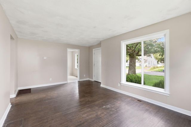 2431 Lexington Avenue, Columbus, OH 43211