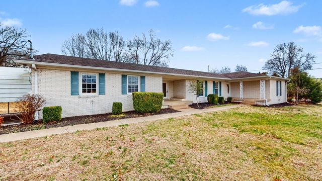 307 Blair Ln, Lebanon, TN 37087