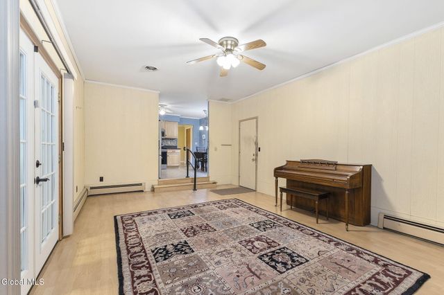 14 Crownwood Lane, Queensbury, NY 12804