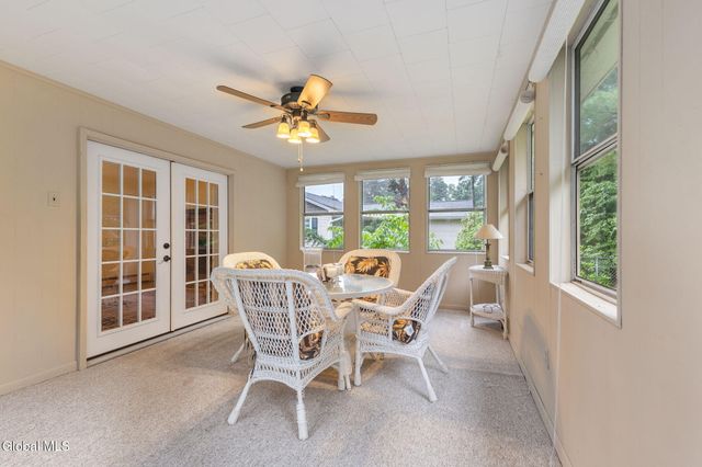 14 Crownwood Lane, Queensbury, NY 12804