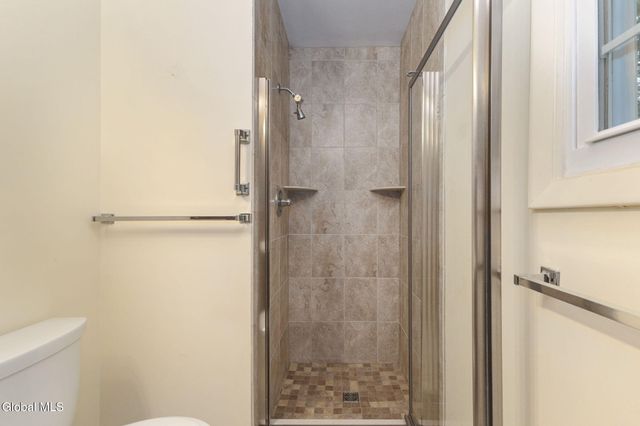 14 Crownwood Lane, Queensbury, NY 12804