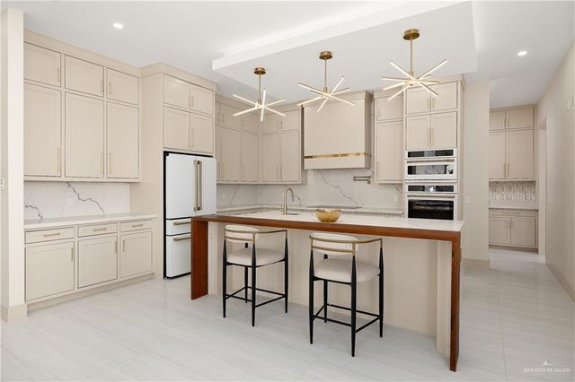 2632 E Guerlain Drive, Edinburg, TX 78542