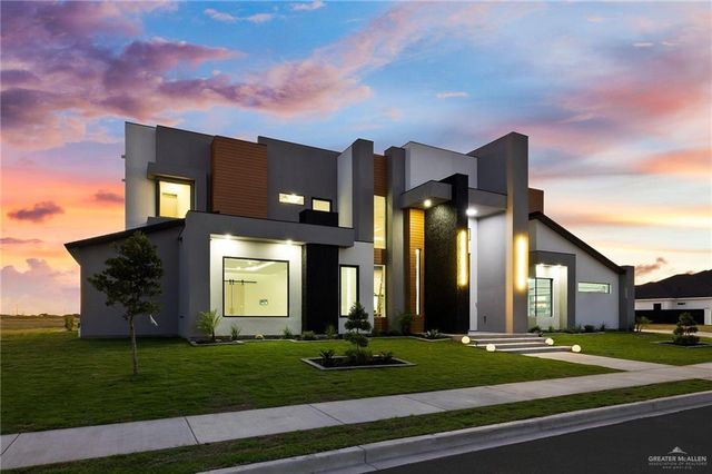 2632 E Guerlain Drive, Edinburg, TX 78542