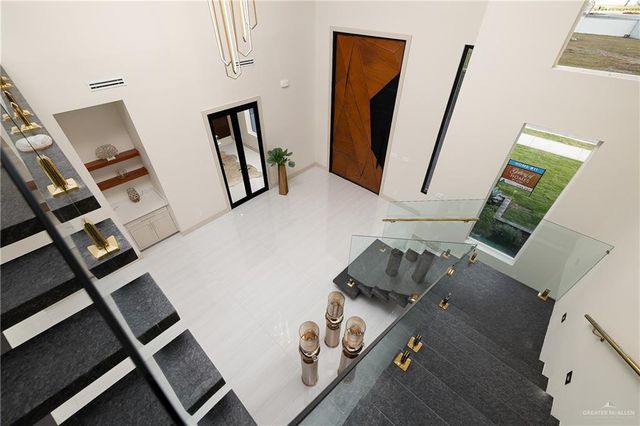 2632 E Guerlain Drive, Edinburg, TX 78542