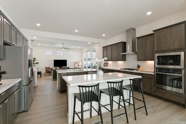 301 Vamanos, Boerne, TX 78006